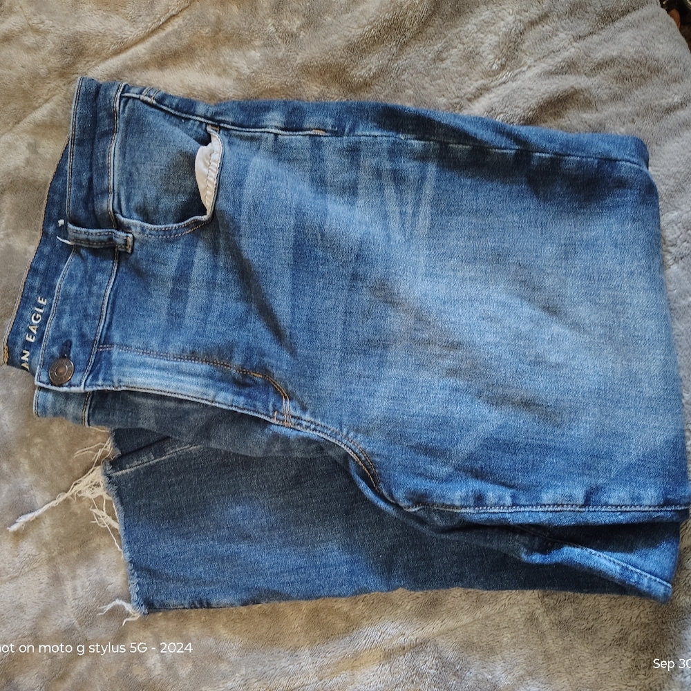 American Eagle Outfitters woman's Classic Blue Skinny Jeans